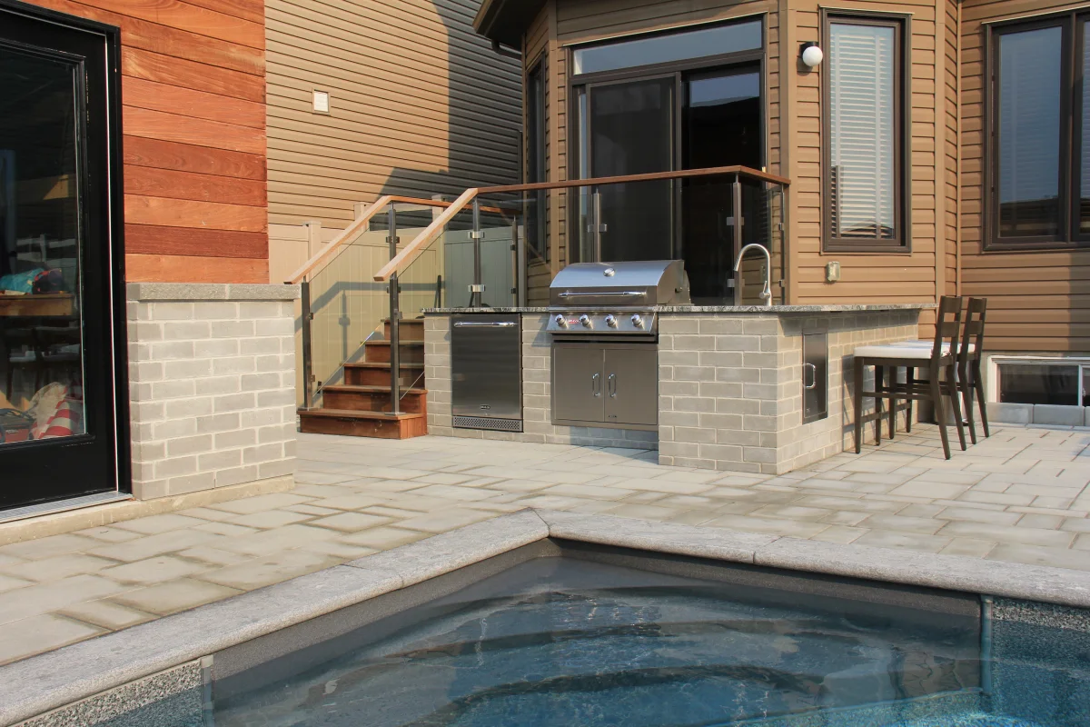 Outdoor kitchen, dining terrace and pool steps — Mickelberry archive photograph IMG_6881
